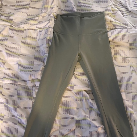 Lululemon leggings - Picture 1 of 4